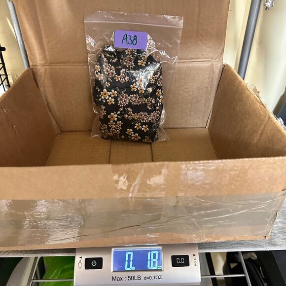 Wild Fable Small Lace Trim Moody Whimsy Goth Floral Black Camisole Top Witchy - Picture 8 of 8